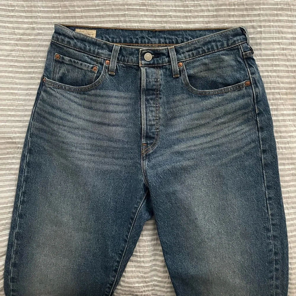 Levi's Women's 501 Original Cropped Jeans Size 31 New - Picture 5 of 12